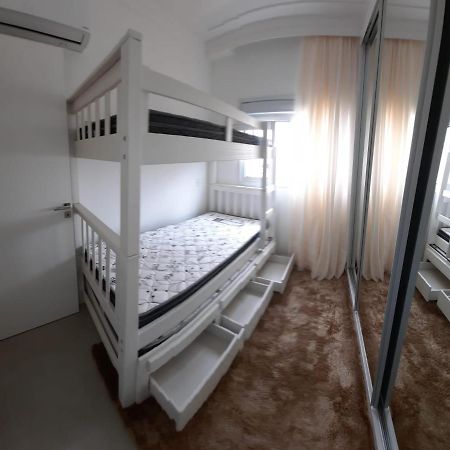 Luxuoso Apartamento Com Vista Exclusiva Para O Mar Apartment Governador Celso Ramos Bagian luar foto