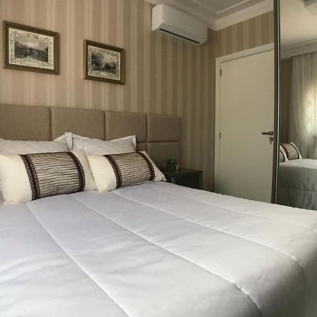 Luxuoso Apartamento Com Vista Exclusiva Para O Mar Apartment Governador Celso Ramos Bagian luar foto