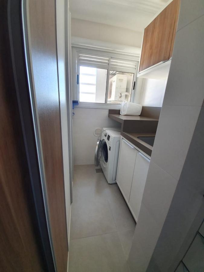 Luxuoso Apartamento Com Vista Exclusiva Para O Mar Apartment Governador Celso Ramos Bagian luar foto